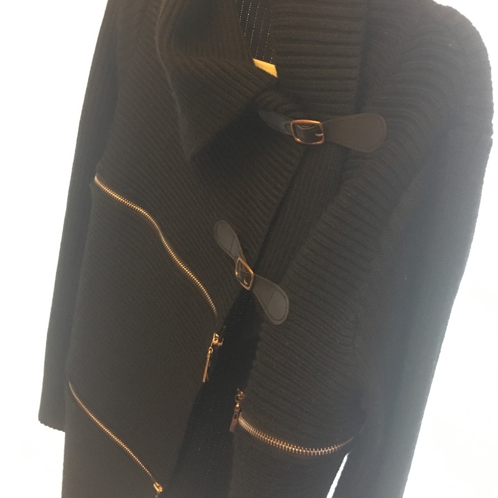 KERISMA black sweater/jacket with gold accents